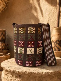 Mochila Wayuu Senderos de Fuego – Image 4