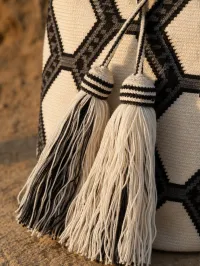 Mochila Wayuu Contraste Guajiro – Image 6