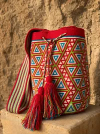 Mochila Wayuu Coral del Desierto – Image 2