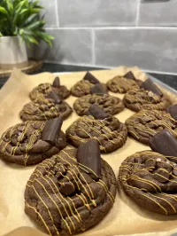 Chocolate Toffee Cookie Crave – Image 1