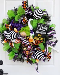 Candy Collections Wreath – Image 1