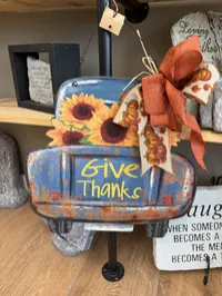 Give Thanks Metal Sign – Image 1
