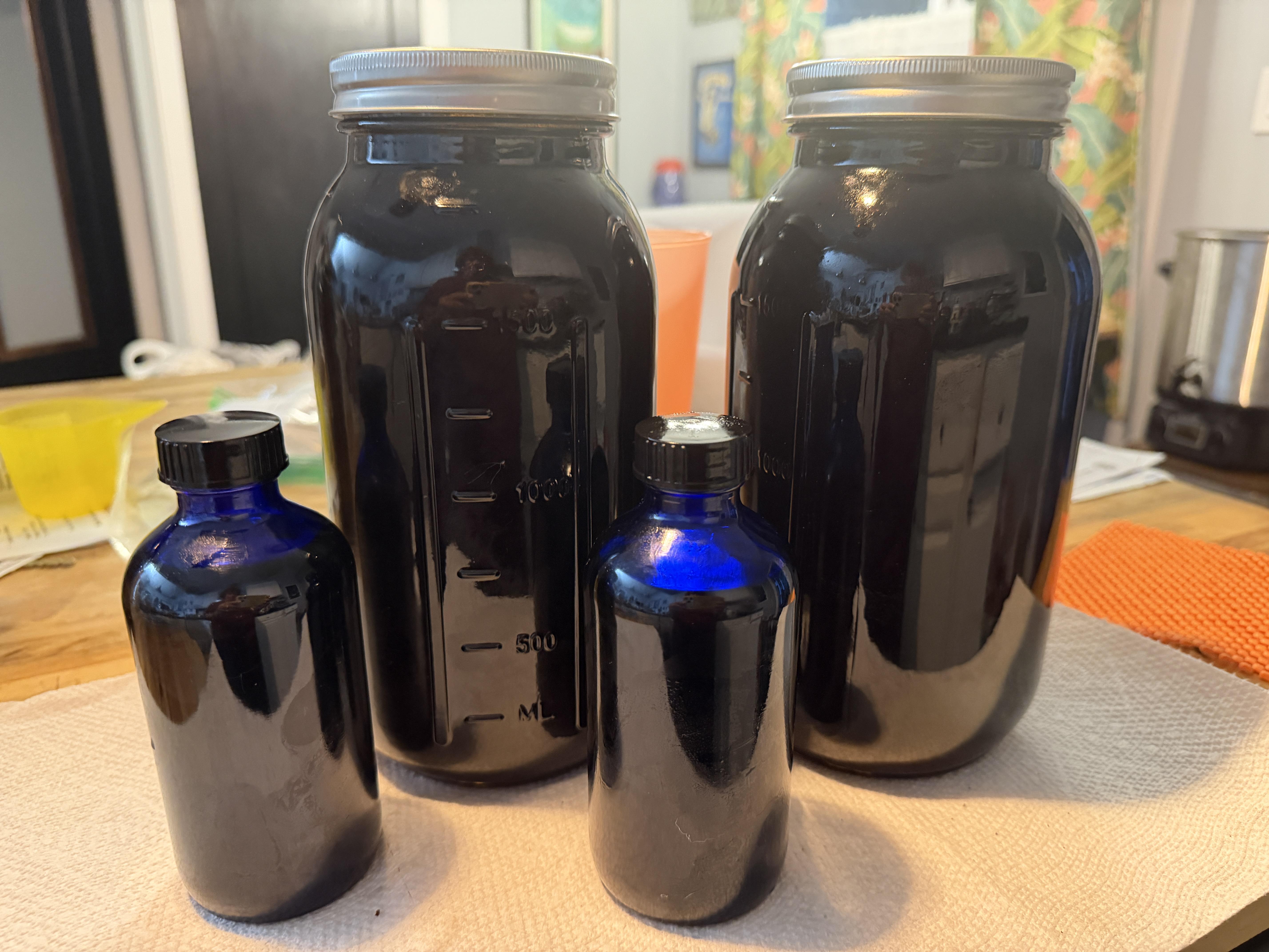 FRESH Flower Infusion of St. John's Wort – Image 3