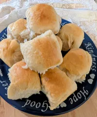 Buttery Dinner Rolls – Image 2