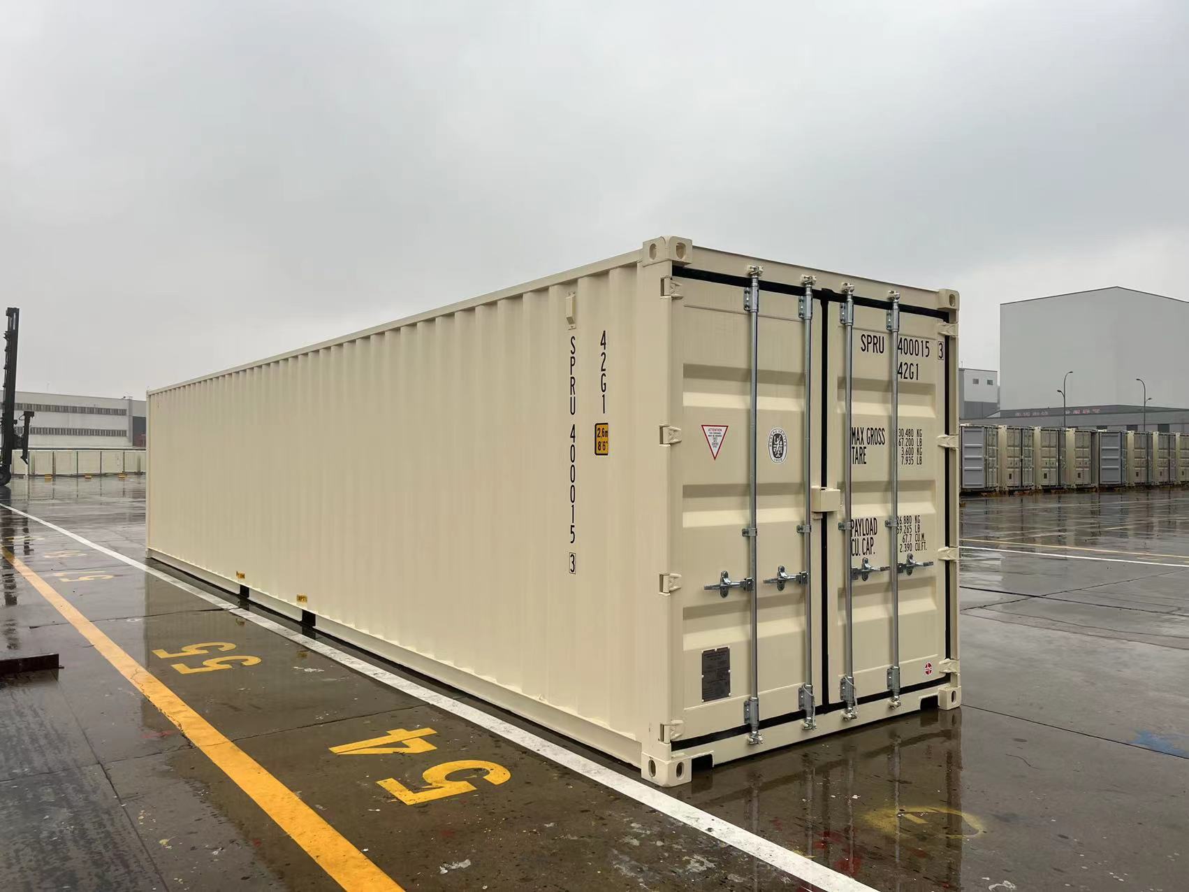 40 ft Standard - Halifax – Beige | RAL 1015, Single Door