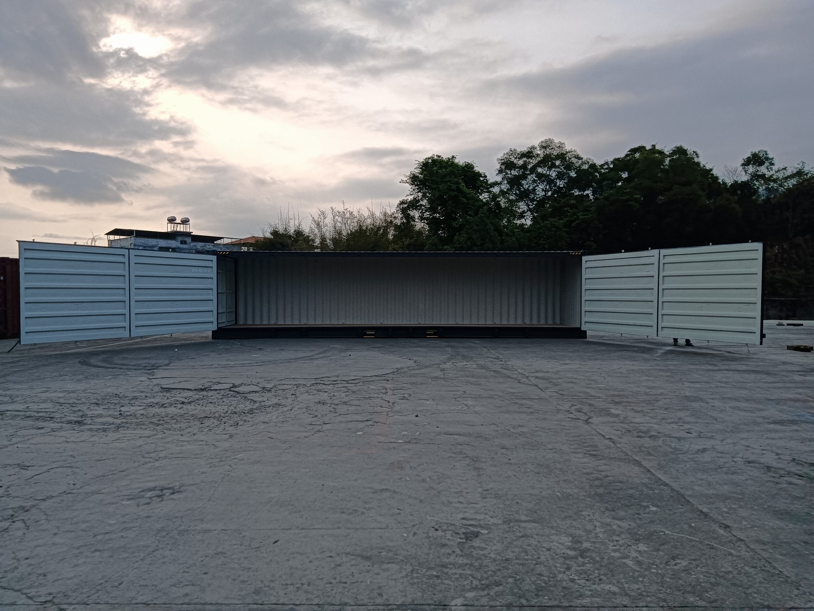 40 ft High Cube - Halifax – Slate | RAL 7015, Full Open Side