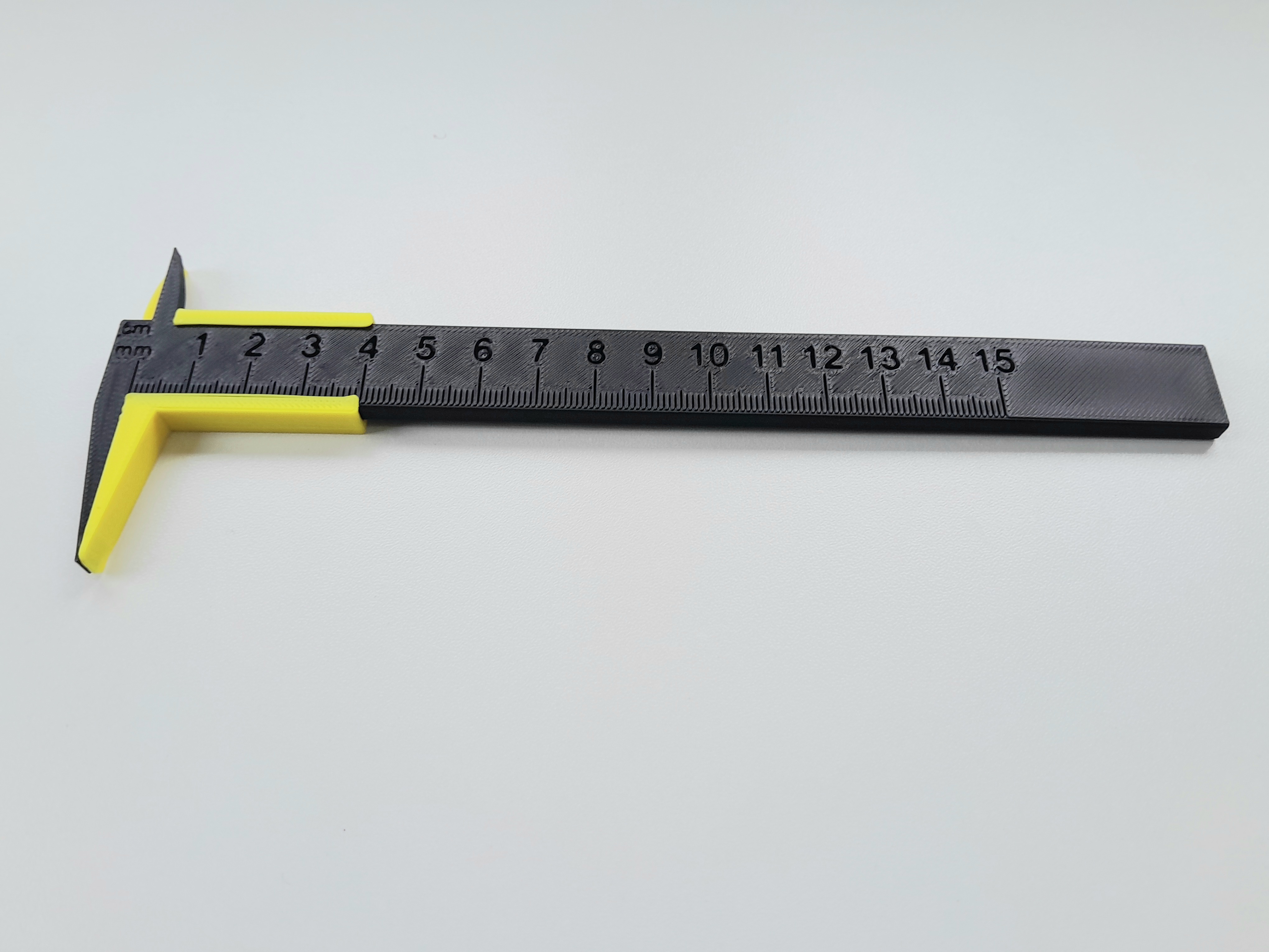 Caliper measuring tool-150mm – Black, Yellow