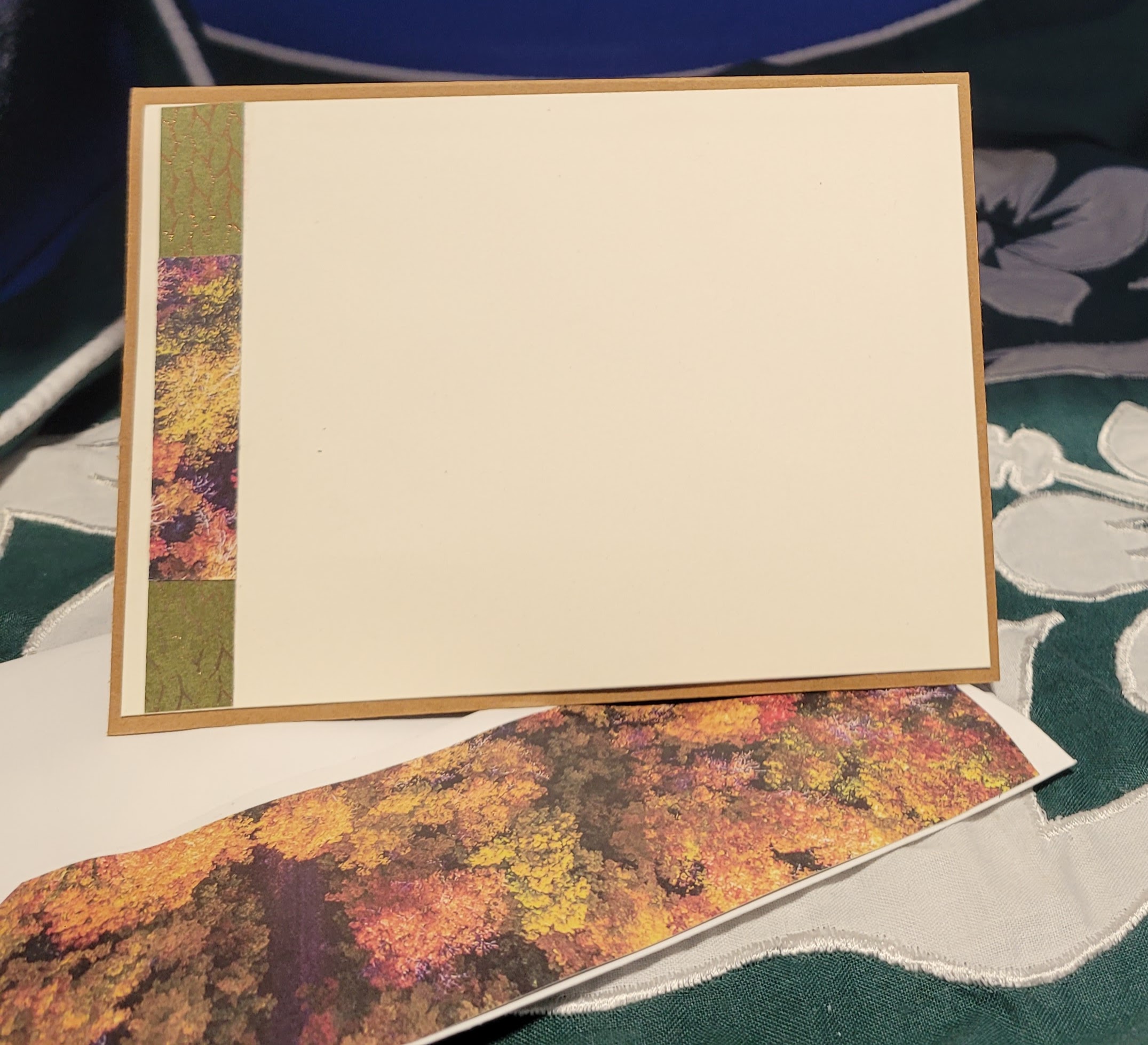 Y5 - Handcrafted Support Thank You Card - Pecan Pie Autumn Leaf Circle – Image 3
