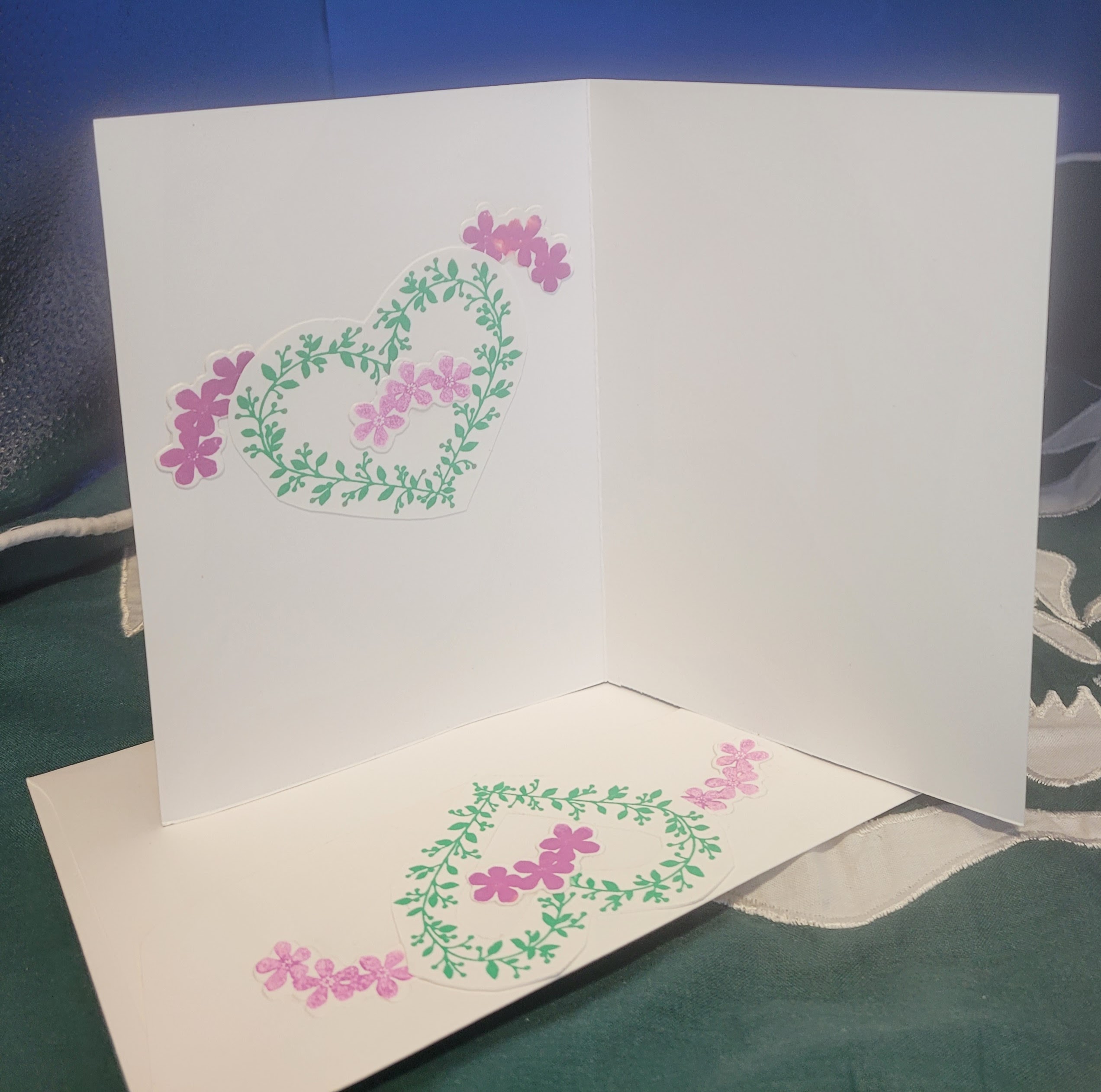 Y22 - Handcrafted Thank You Card - Highland Heather Floral Heart – Image 3