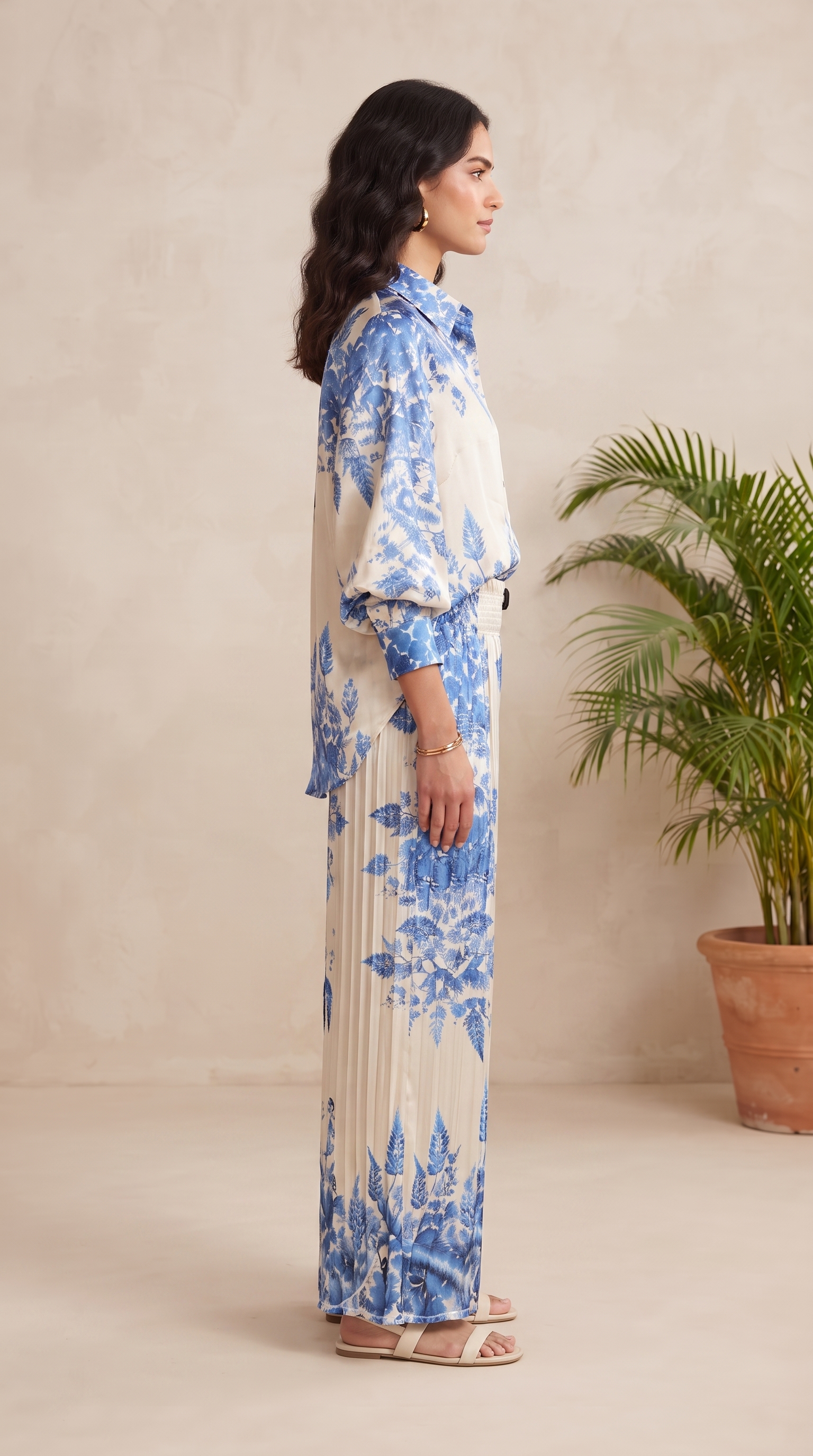 Blue Botanical Silk Top & Pleated Pants Set – Image 3