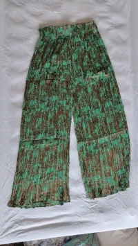 Emerald Green & Brown Embellished Open-Front Top – Image 2