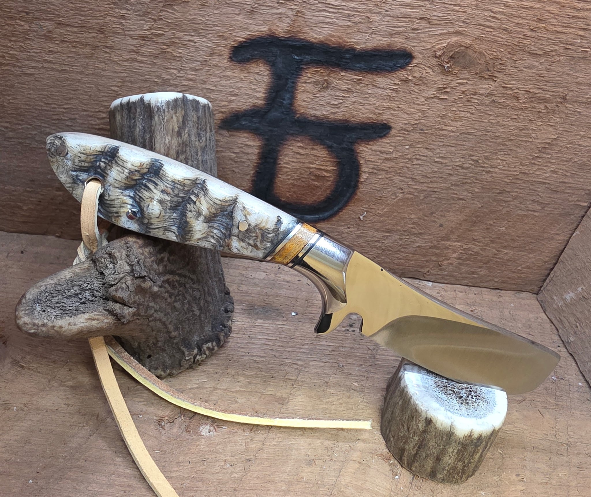7 Inch Bullcutter, Nitro V Stainless Steel Blade - Brown Canvas Micarta and Stainless Inlay - Desert Big Horn Sheep Scales – Image 2