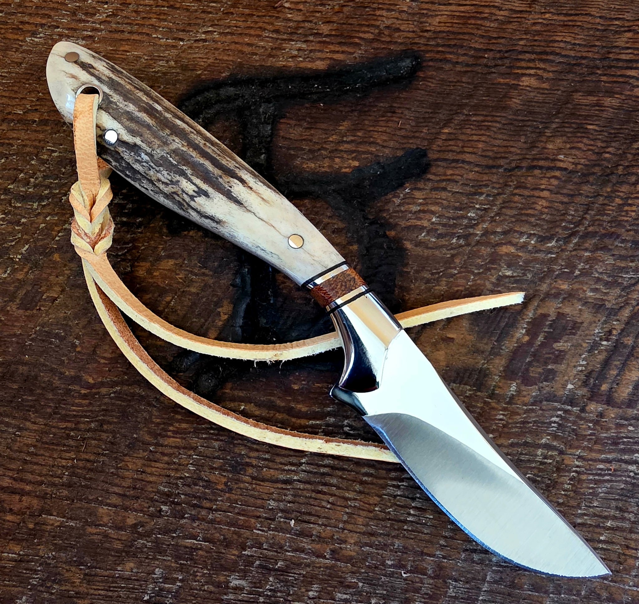7 Inch Cowboy Hunter with 8670 Carbon Steel Blade - Brown Canvas Micarta and Stainless Inlay - Axis Deer Scales – Image 2