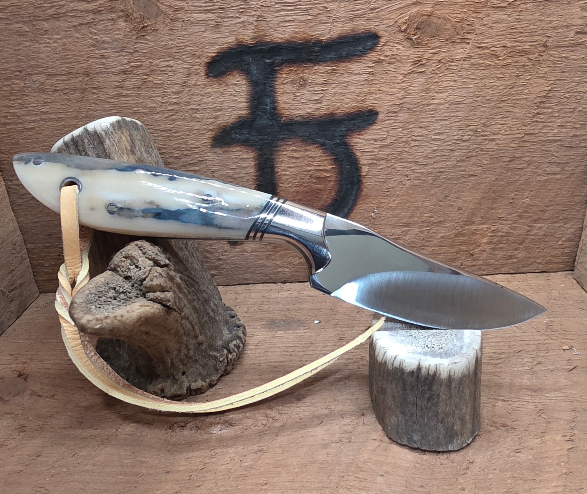 7 Inch Cowboy Knife with CPM 154 Stainless Steel Blade - 416 Stainless Bolster - Ancient Fossilized Walrus Tusk Scales – Image 2
