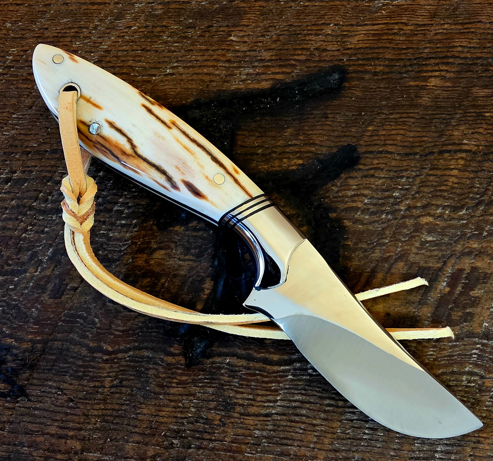 7 Inch Cowboy Hunter - Stainless Inlay - Ancient Mammoth Tusk Scales – Image 2