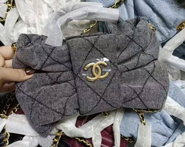 Chanel Mini Bow Bag Master Quality 22cm | Luxury & Style | UAE | D-E56 – Image 4
