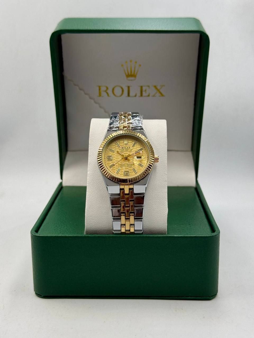 Classic Two-Tone Honeycomb Watch – Rolex-Inspired Design (Premium Copy 1) | D-E01 – Image 5