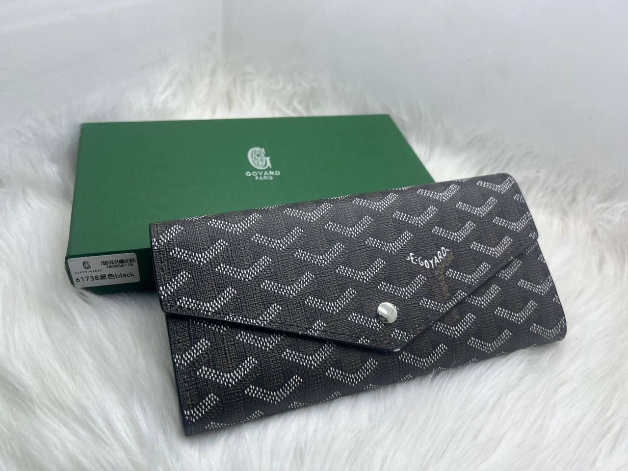Luxury Wallet Collection | Elegance & Functionality Combined ✨ | D-E43 – Image 4