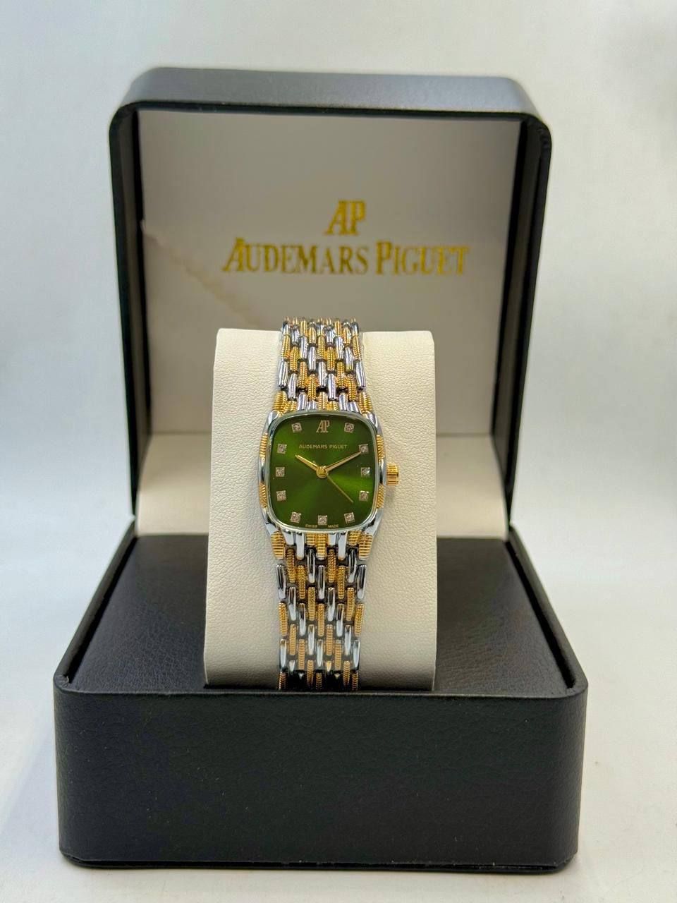 Luxury Audemars Piguet Vintage Style Gold Watch (Master Copy) – Timeless Elegance & Prestige | D-E13 – Image 12