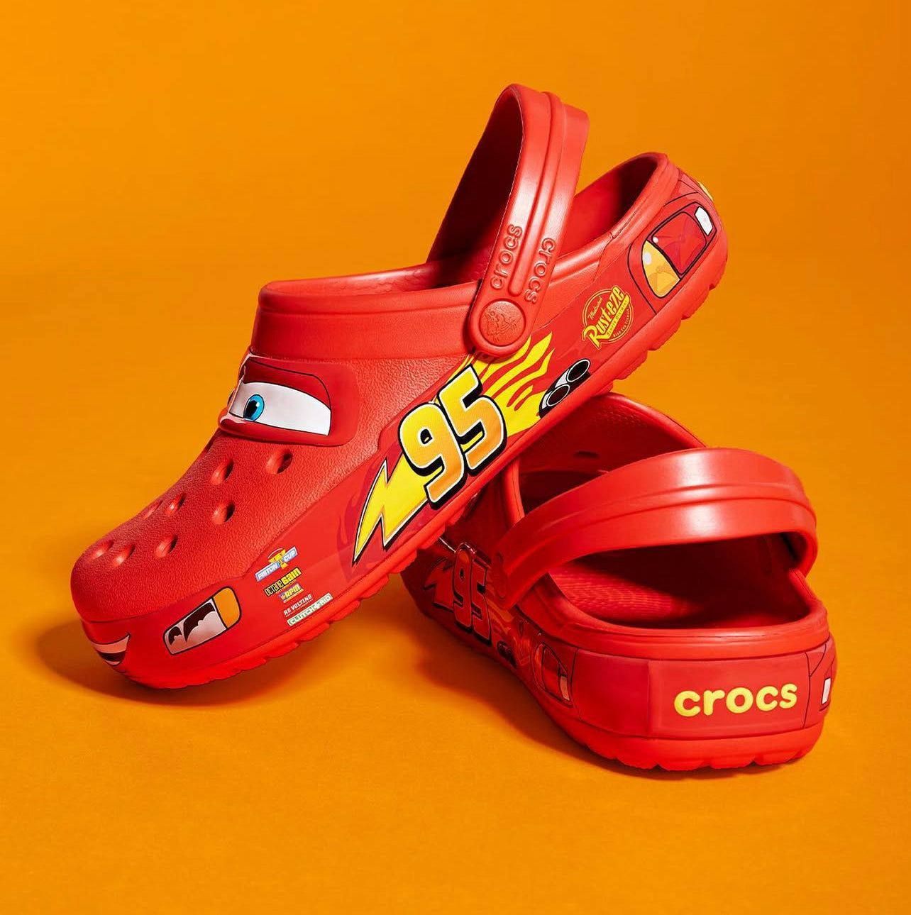Disney Pixar Lightning McQueen Crocs Clogs - Fun & Comfortable Everyday Footwear | D-E46 – Image 1
