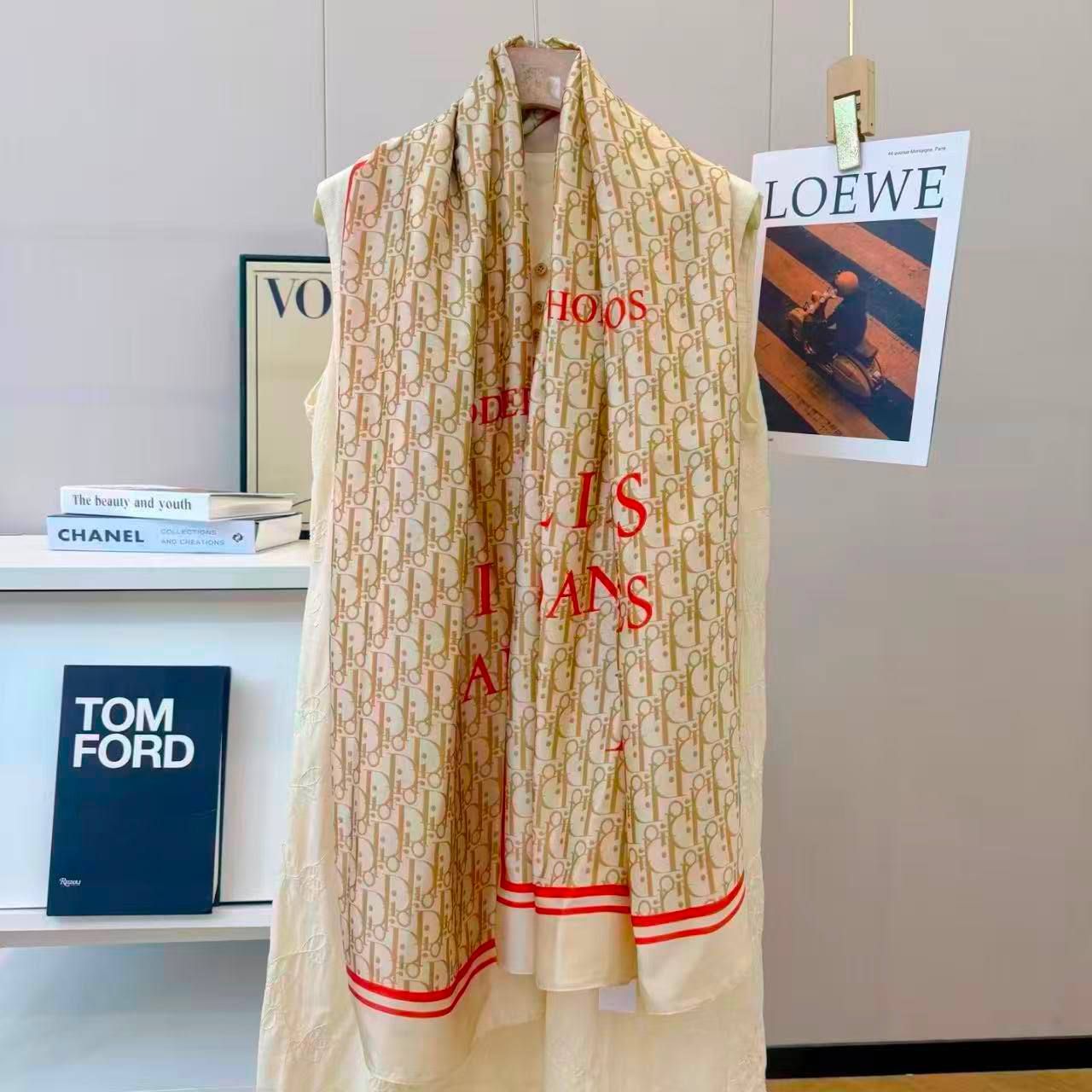 Designer Luxury Scarves (Copy One) – Soft & Elegant Statement Scarves for the UAE | D-E47 – Image 42