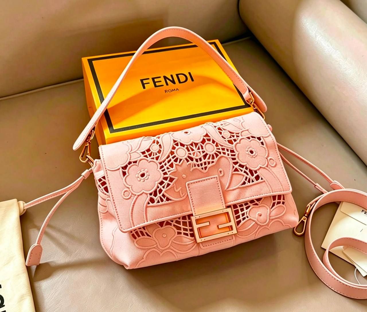 Fendi Lace Bag High Master | Luxury Designer Handbag UAE | D-E56 – Image 11