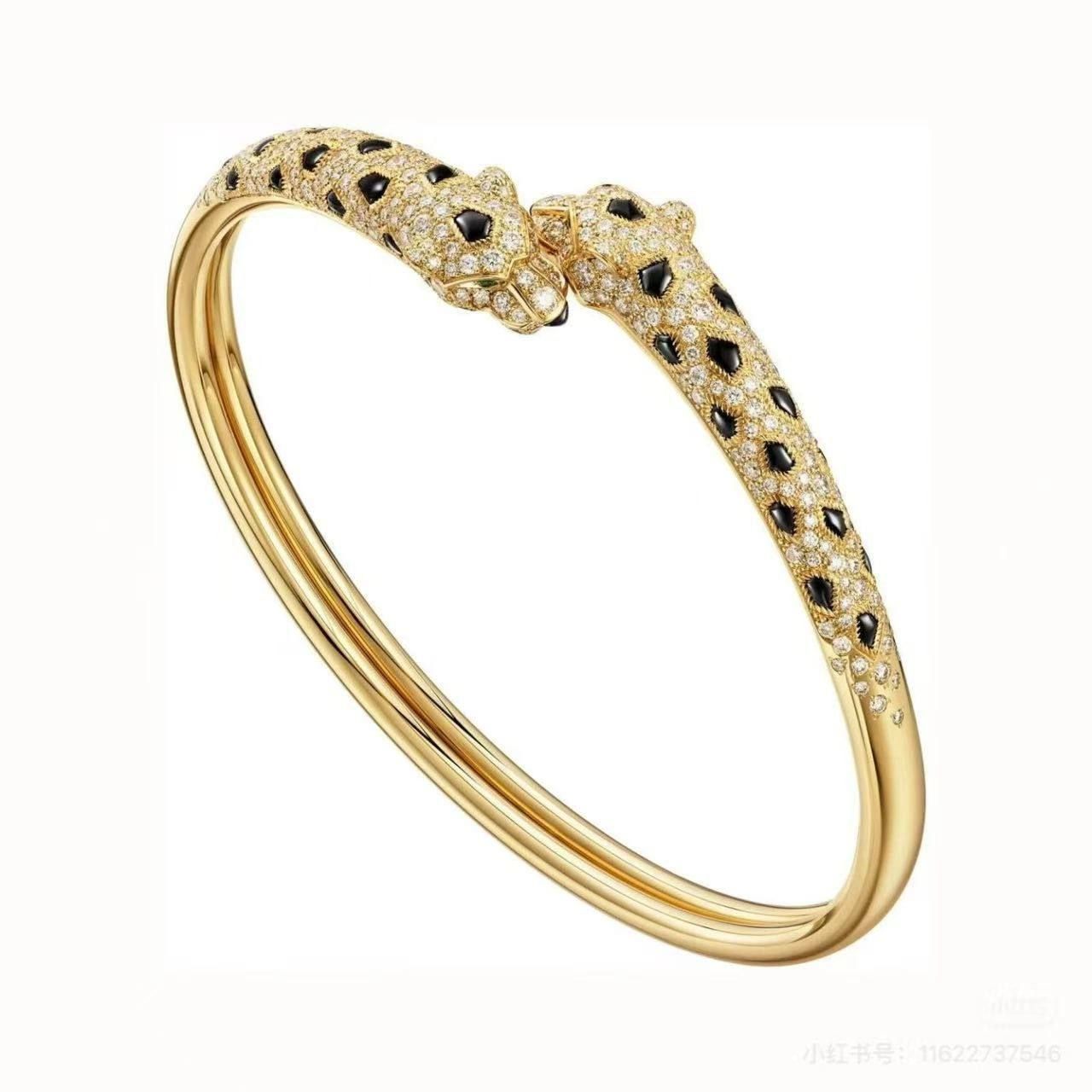 Luxury Cartier Panthère Bangle – Premium High Copy | D-E26 – Image 3