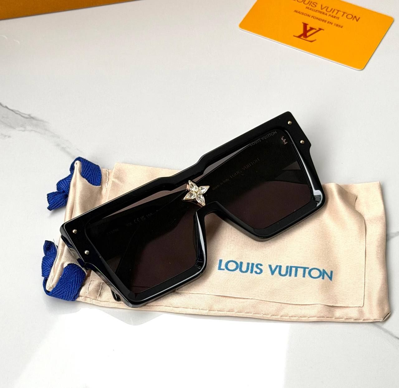 Louis Vuitton Luxury Sunglasses | Modern Style & Elegance | UAE | D-E56 – Image 4