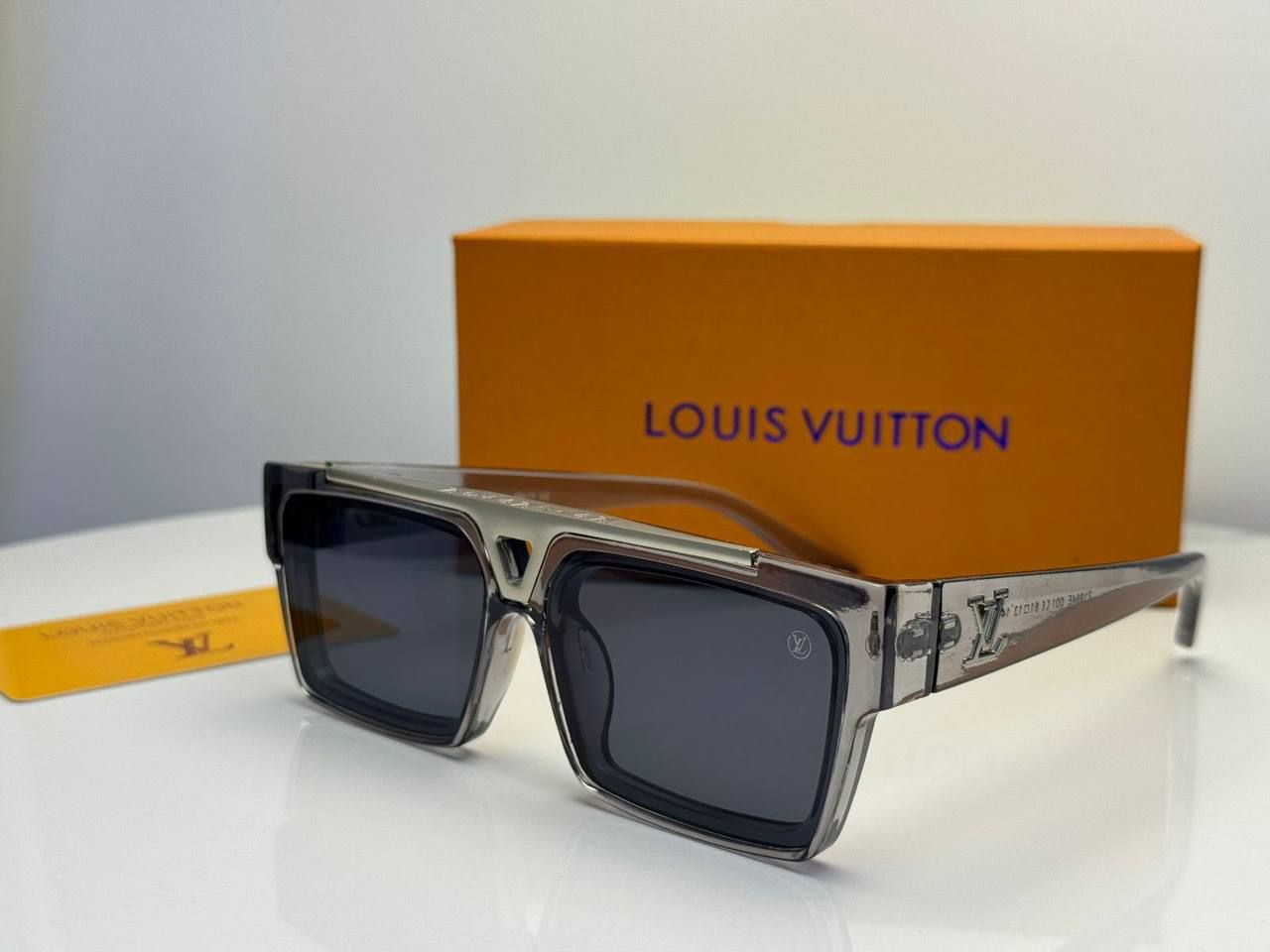 Louis Vuitton Sunglasses (Copy One) – Premium UV Protection & Iconic Designer Style in the UAE | D-E45 – Image 11