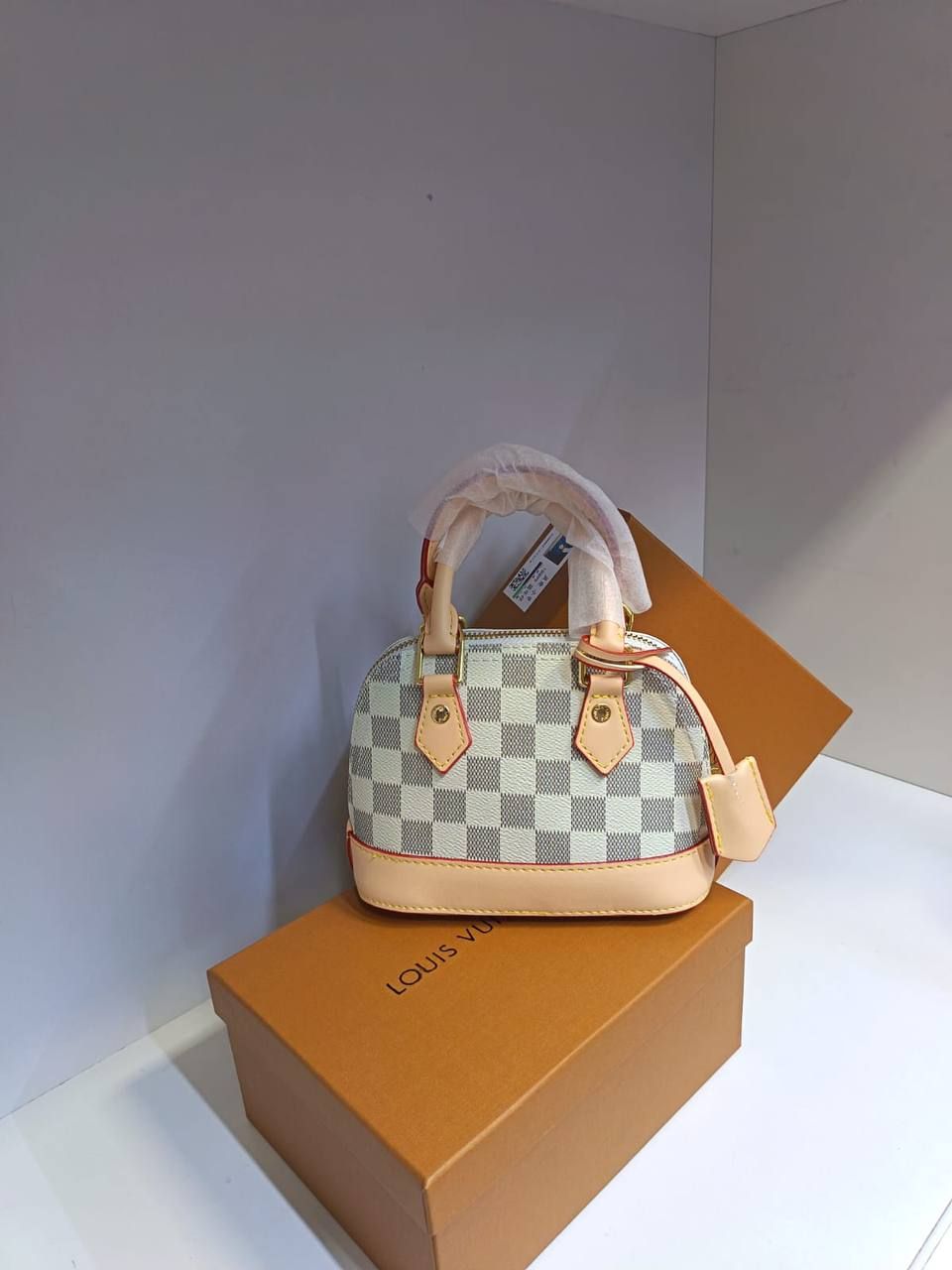 Iconic "Louis Vuitton Alma" Mini Handbag – Available in All Colors | D-E14 – Image 4