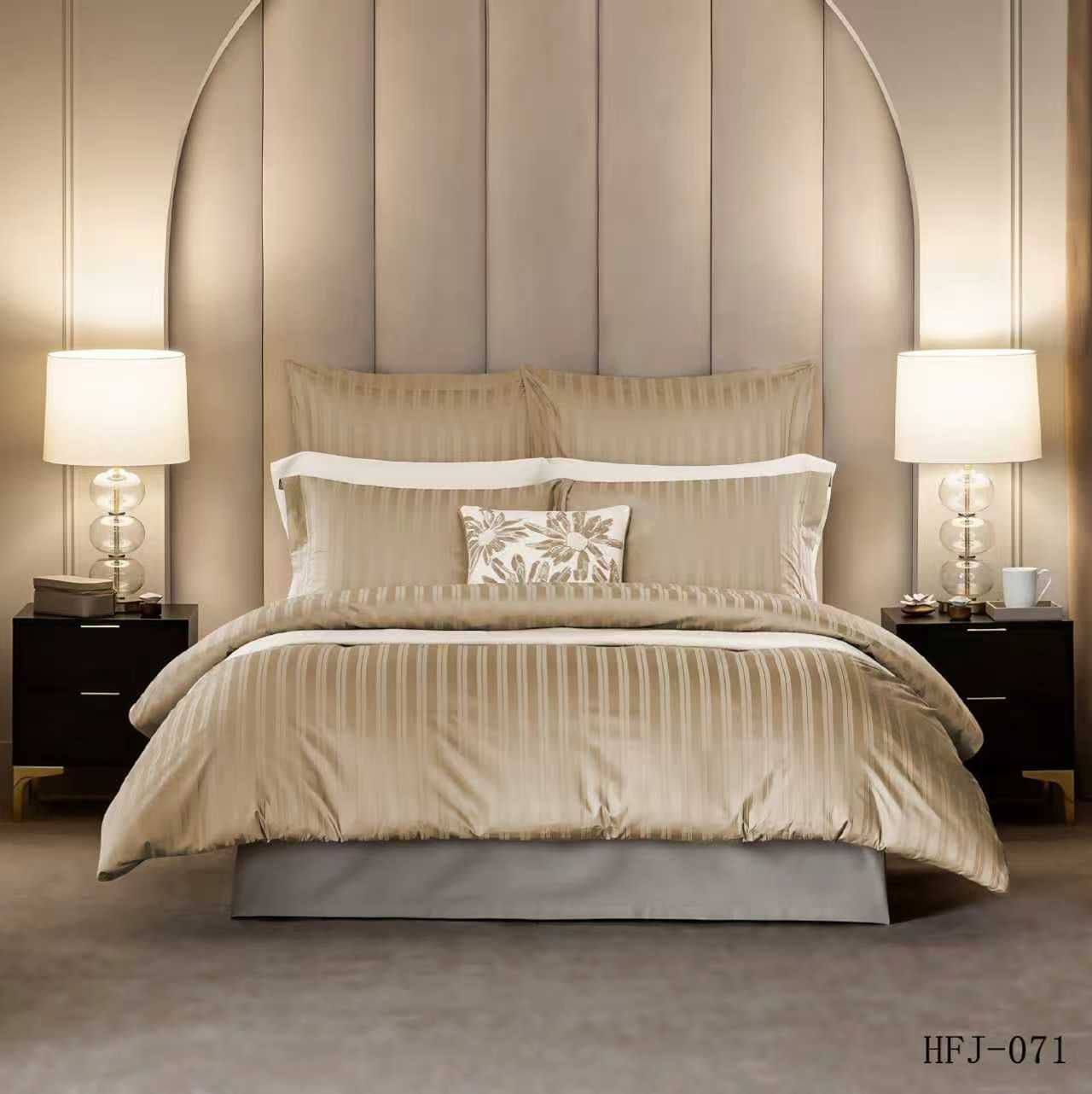 طقم غطاء لحاف (كوفر) فندقي فاخر - كينج سايز - موديل | D-A50 – Image 10