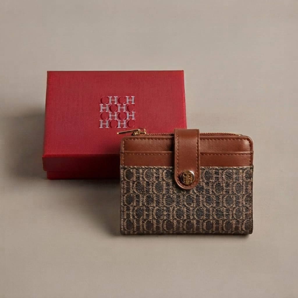 CH Women's Wallet (Copy One) – Elegant Design & Smart Storage for Daily Luxury in the UAE | D-E43 – Image 7