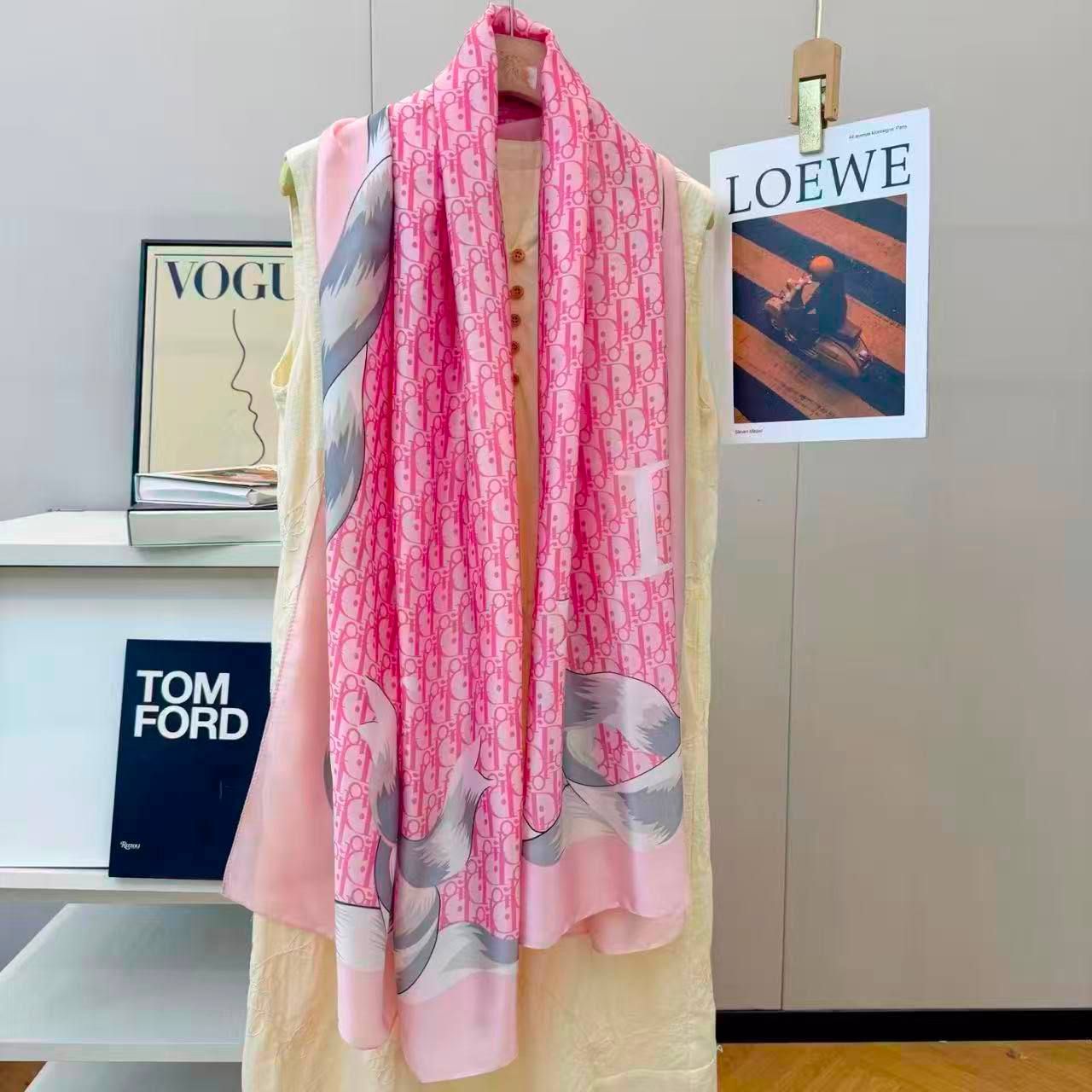Designer Luxury Scarves (Copy One) – Soft & Elegant Statement Scarves for the UAE | D-E47 – Image 40