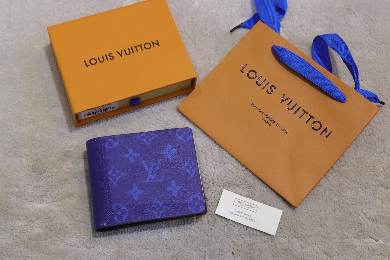 Louis Vuitton Monogram Wallet | The Ultimate Statement of Luxury & Elegance 💼✨ | D-E43 – Image 6