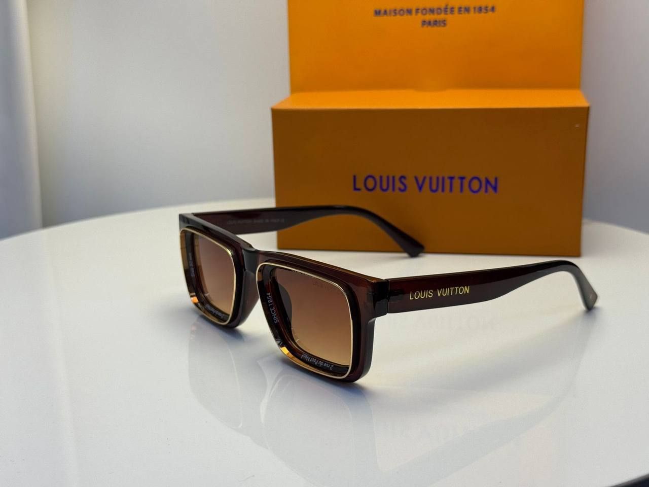 Louis Vuitton Sunglasses (Copy One) – Premium UV Protection & Iconic Designer Style in the UAE | D-E45 – Image 8