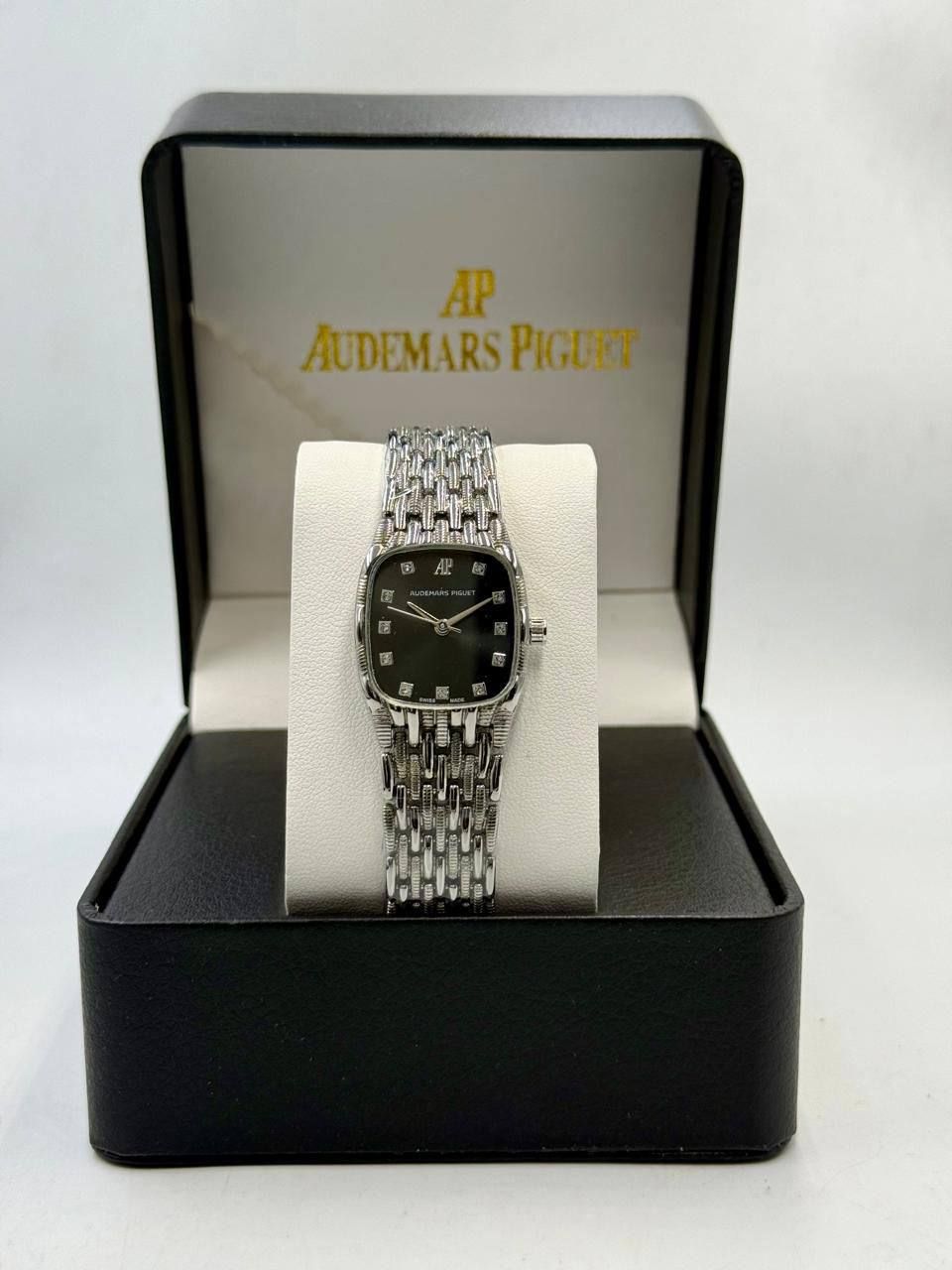 Luxury Audemars Piguet Vintage Style Gold Watch (Master Copy) – Timeless Elegance & Prestige | D-E13 – Image 9