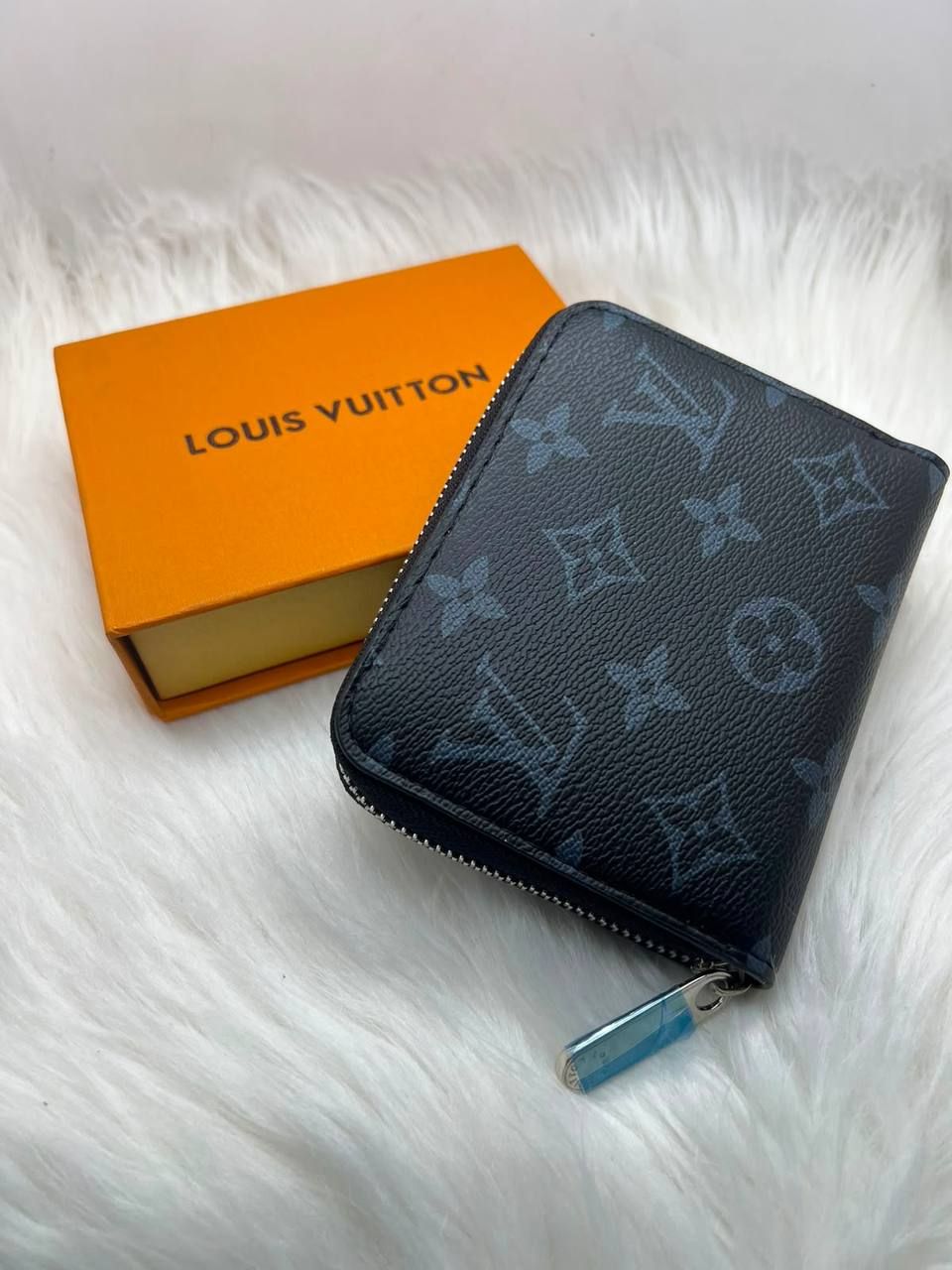 Designer Mini Wallets for Women – Compact Luxury & Smart Storage for Everyday Style in the UAE | D-E43 – Image 8