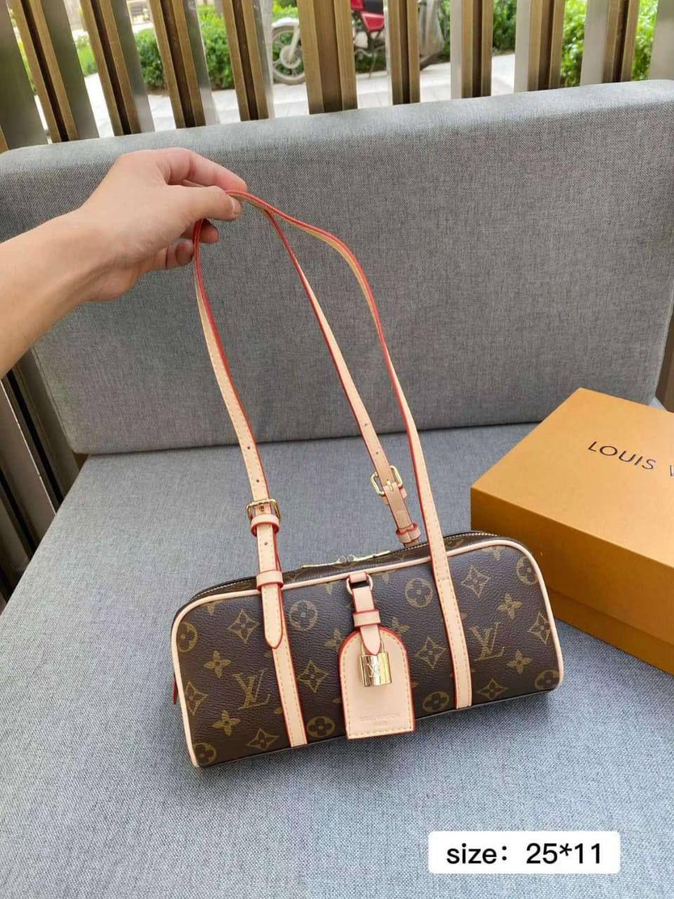 Luxury Monogram Barrel Shoulder Bag – Classic Elegance & Modern Style | D-E14 – Image 3