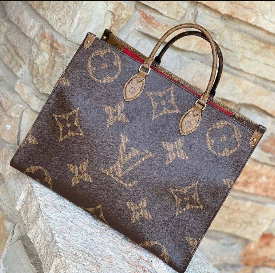 Luxurious "Louis Vuitton OnTheGo" Tote Bag – Available in All Colors | D-E14 – Image 9