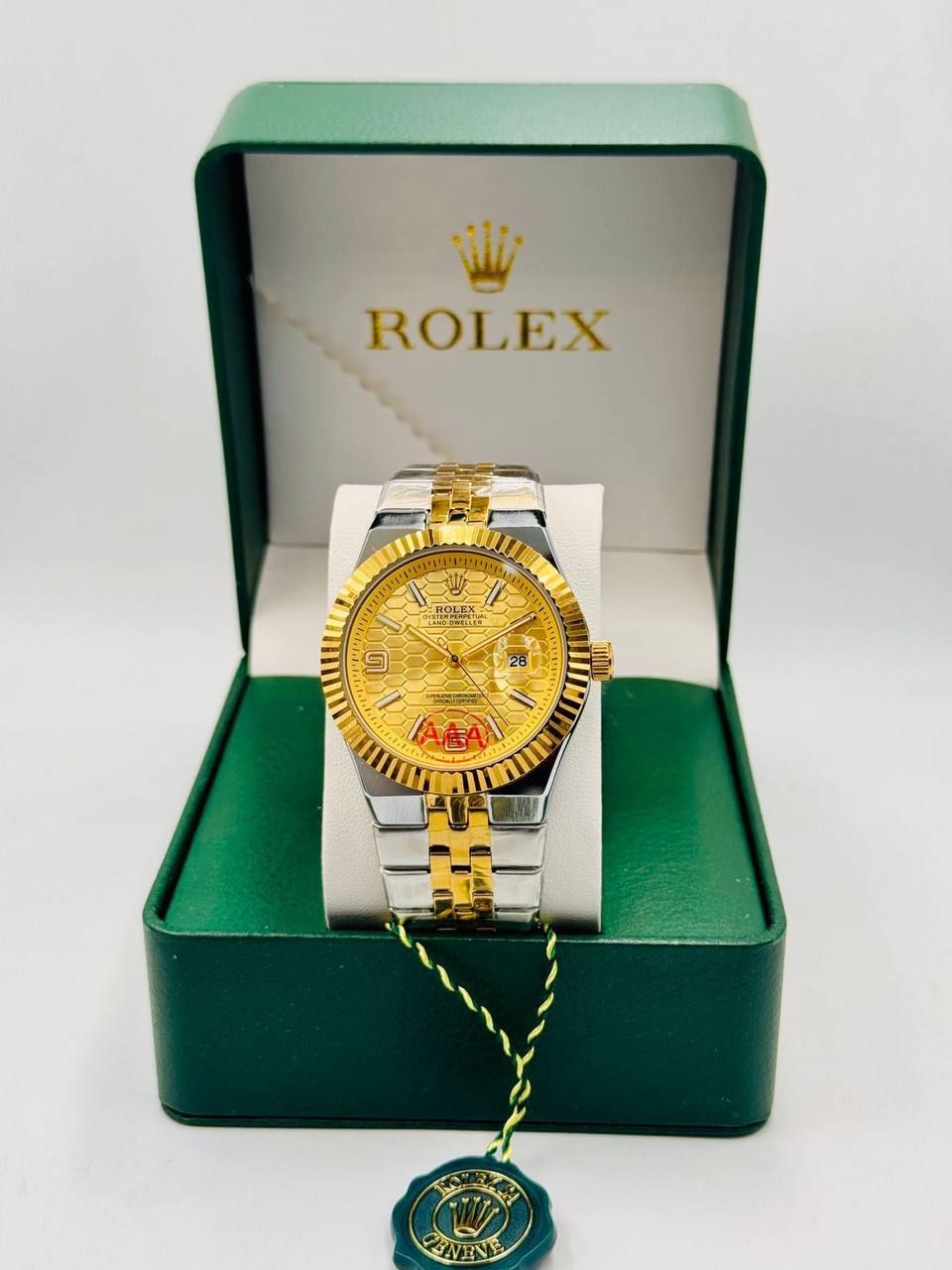 Classic Oyster Land-Dweller Honeycomb Watch – Rolex-Inspired Premium Edition (Copy 1) | D-E01 – Image 7