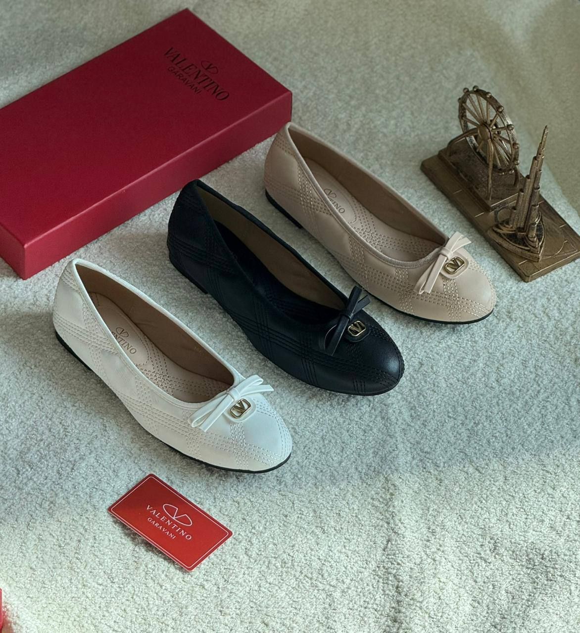 حذاء باليرينا نسائي راقٍ من VALENTINO – نعومة فائقة وأناقة يومية مريحة | D-A46 – Image 5