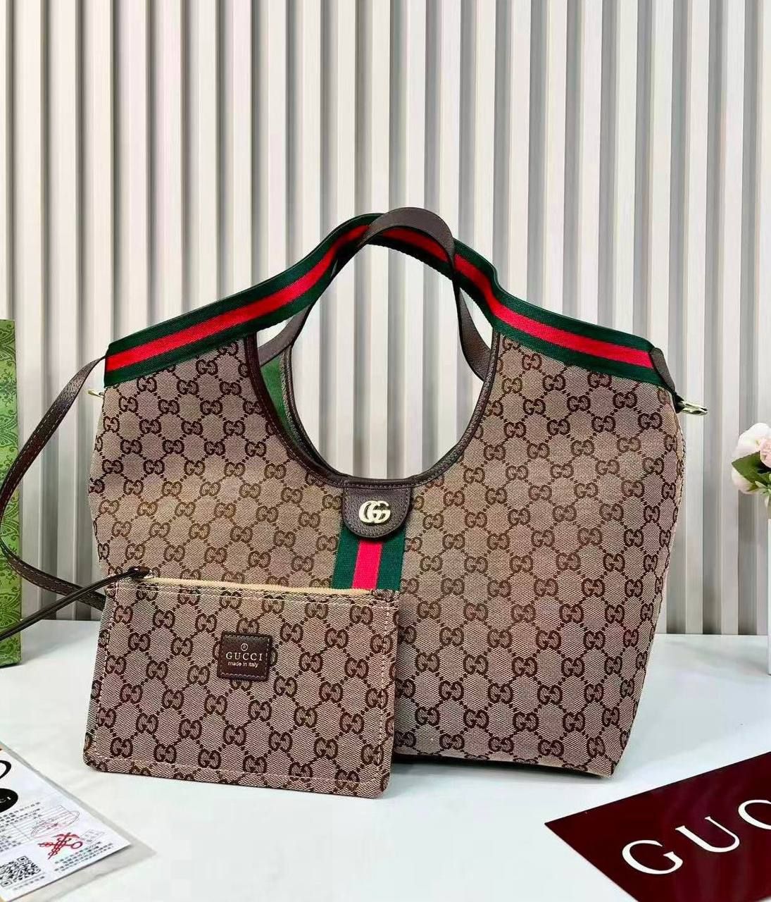 طقم حقيبة كتف مونوغرام فاخرة مع محفظة صغيرة – الأناقة الانسيابية والعملية اليومية | D-A15 – Image 8