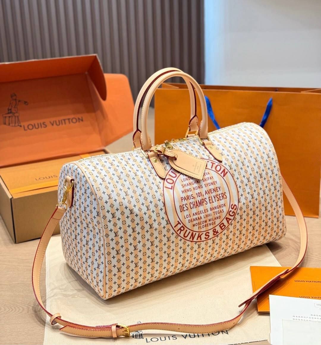 Louis Vuitton Luxury Handbag | Exquisite Style & Ultimate Versatility | UAE | D-E56 – Image 4