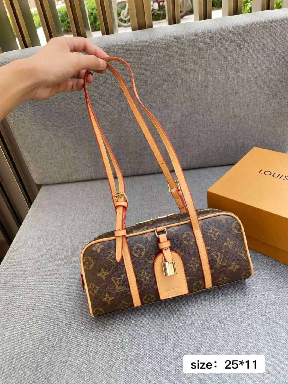 Luxury Monogram Barrel Shoulder Bag – Classic Elegance & Modern Style | D-E14 – Image 4