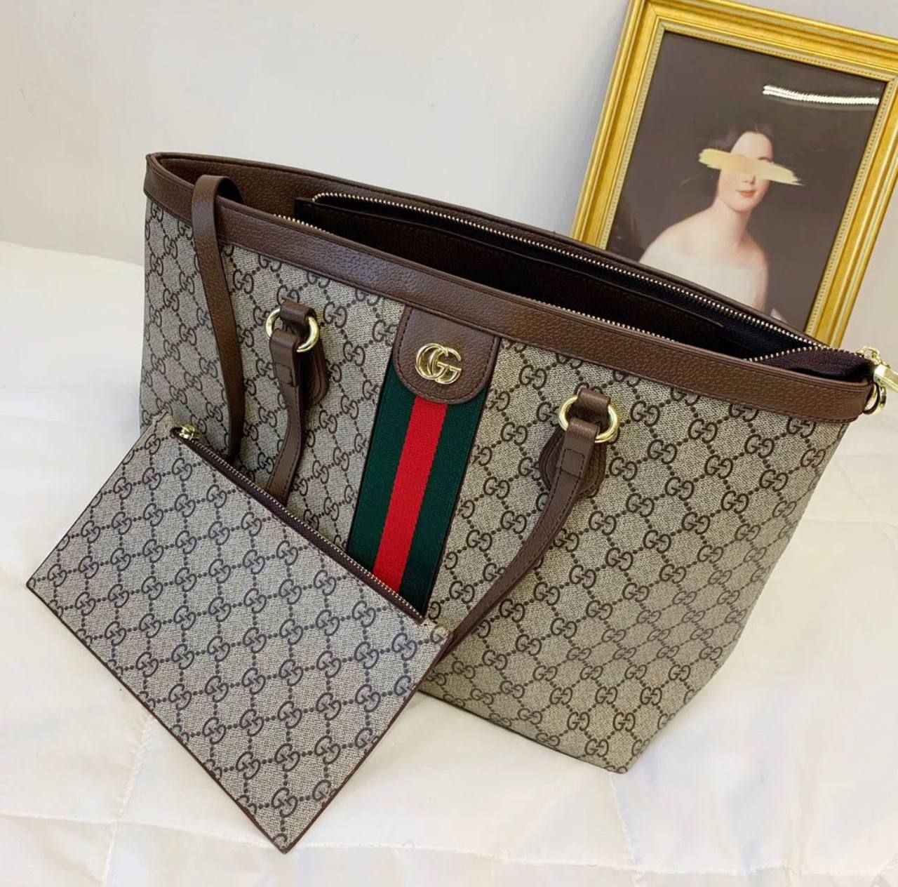 Luxury Monogram Shopping Tote Bag & Matching Pouch Set – Timeless Heritage Elegance | D-E15 – Image 3