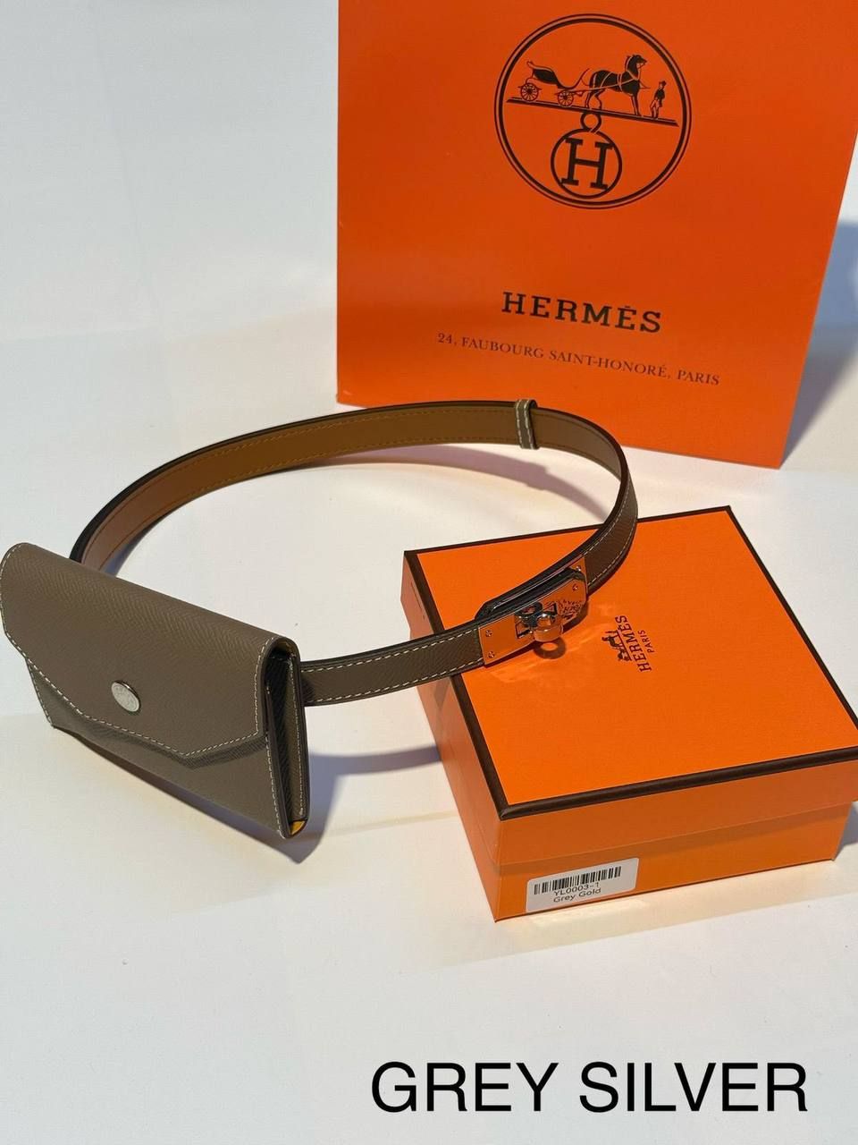 Luxury Belt with Attached Mini Wallet (Copy One) – Innovative Designer Accessory for the UAE | D-E44 – Image 3