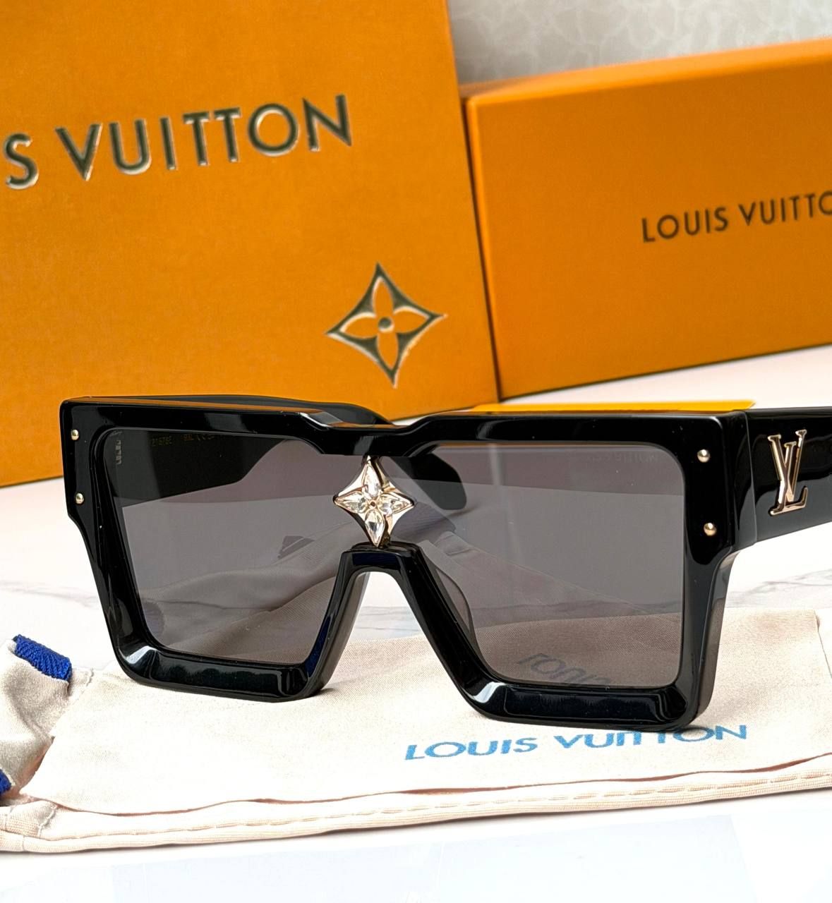 Louis Vuitton Luxury Sunglasses | Modern Style & Elegance | UAE | D-E56 – Image 3