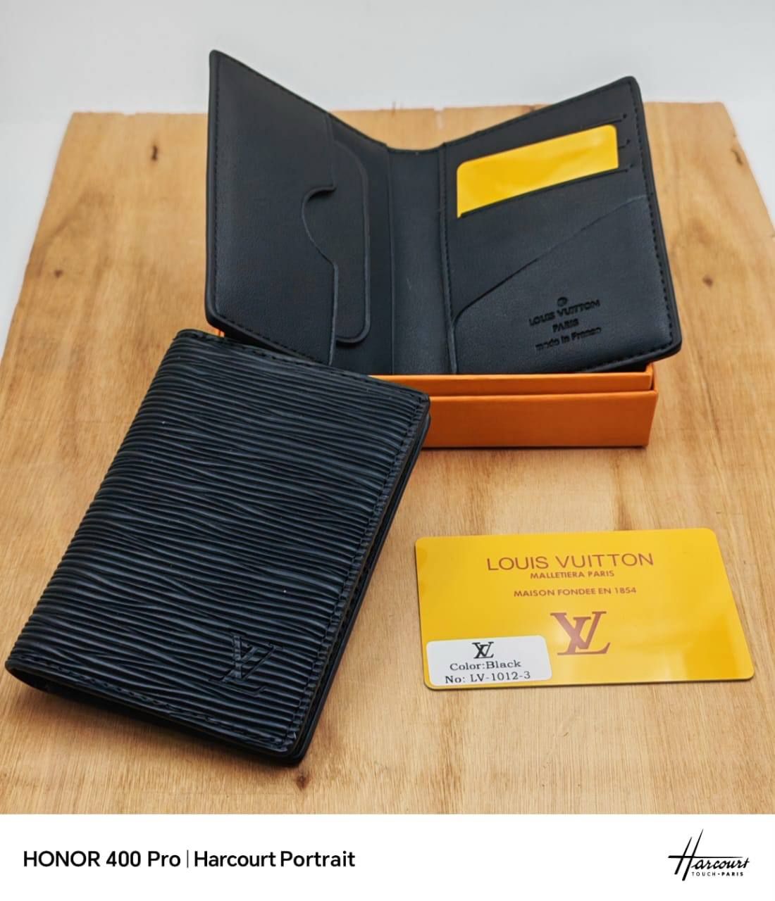 Genuine Leather Designer Wallets for Men & Women – Compact Luxury & Smart Storage in the UAE | D-E43 – Image 6