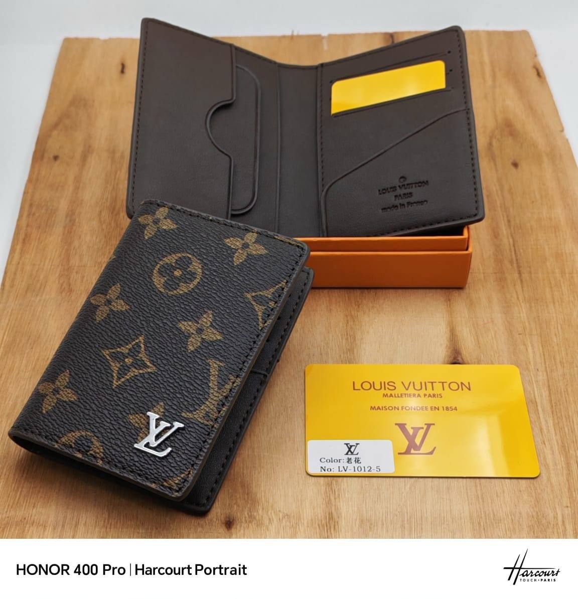 Genuine Leather Designer Wallets for Men & Women – Compact Luxury & Smart Storage in the UAE | D-E43 – Image 4