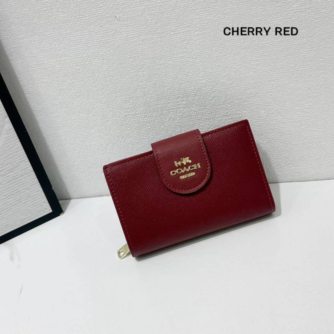 Coach & Louis Vuitton Women's Wallets (Copy One) – Luxury Designer Mini Wallets in the UAE | D-E43 – Image 10